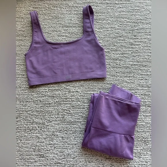 Light Purple Set Active Set - Picture 1 of 7